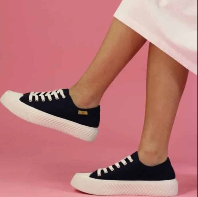 Khaki/Navy Pump - Lazy Dogz
