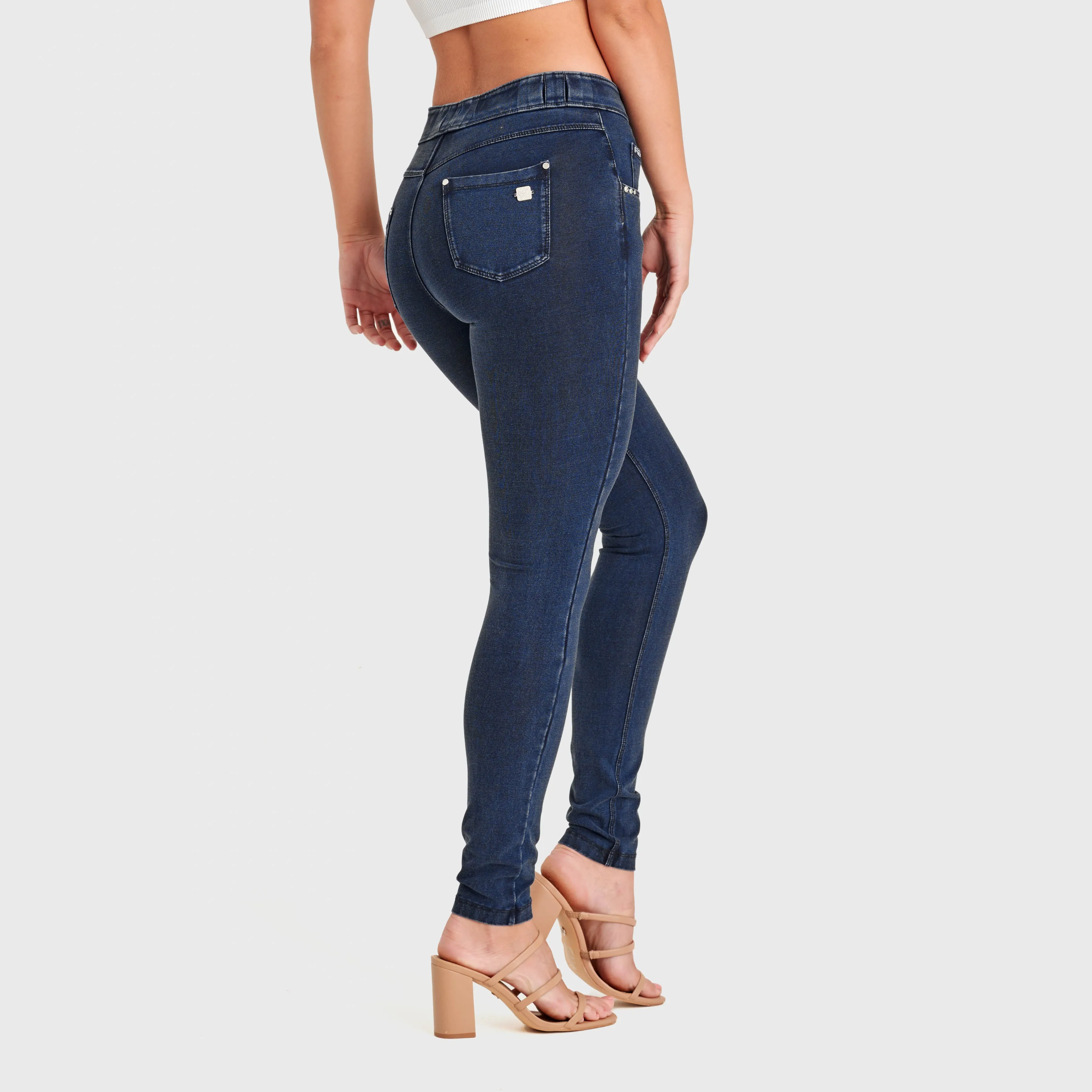(NOW1MC002ORG-J0B) N.O.W.® Mid Waist met Knoopsluiting