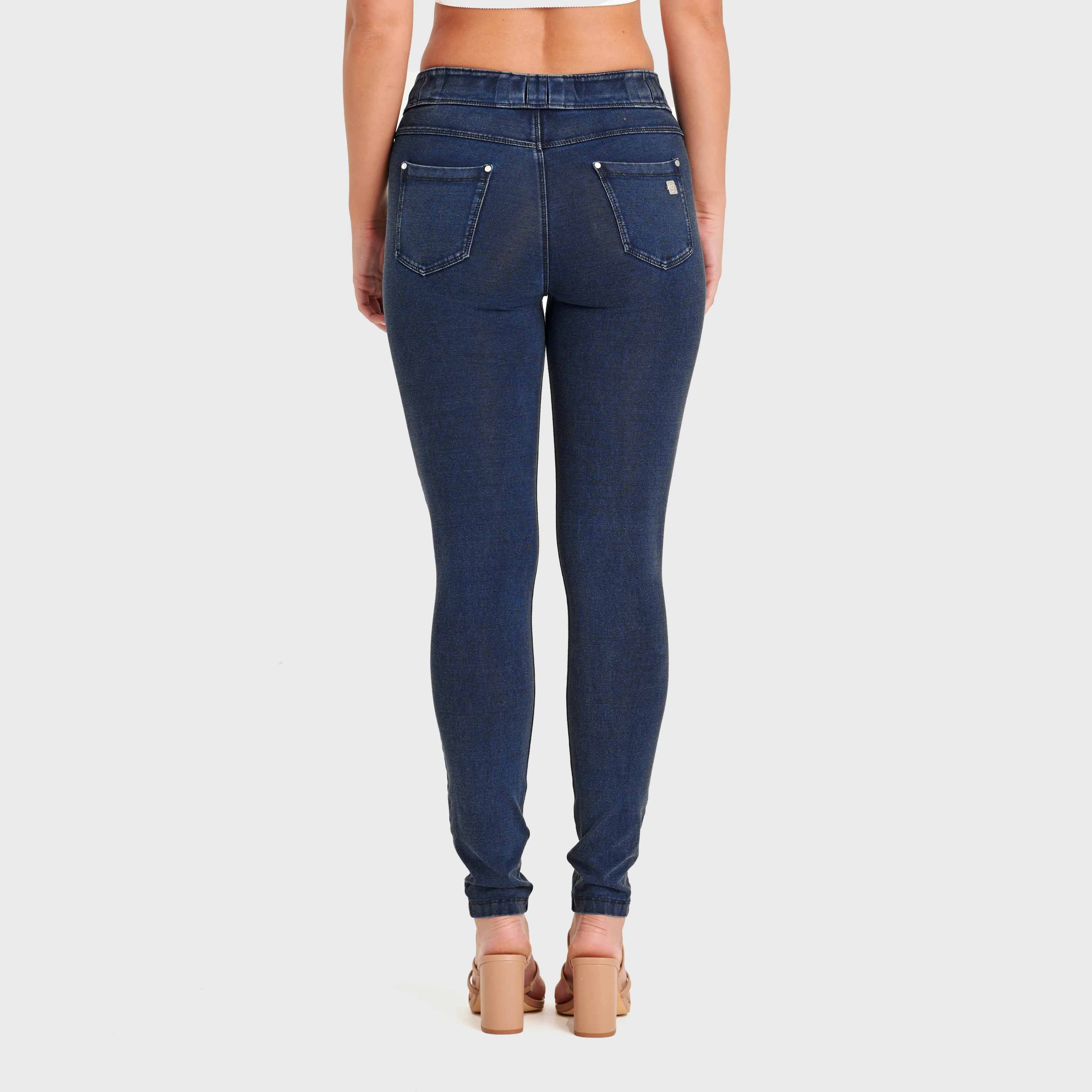 (NOW1MC002ORG-J0B) N.O.W.® Mid Waist met Knoopsluiting