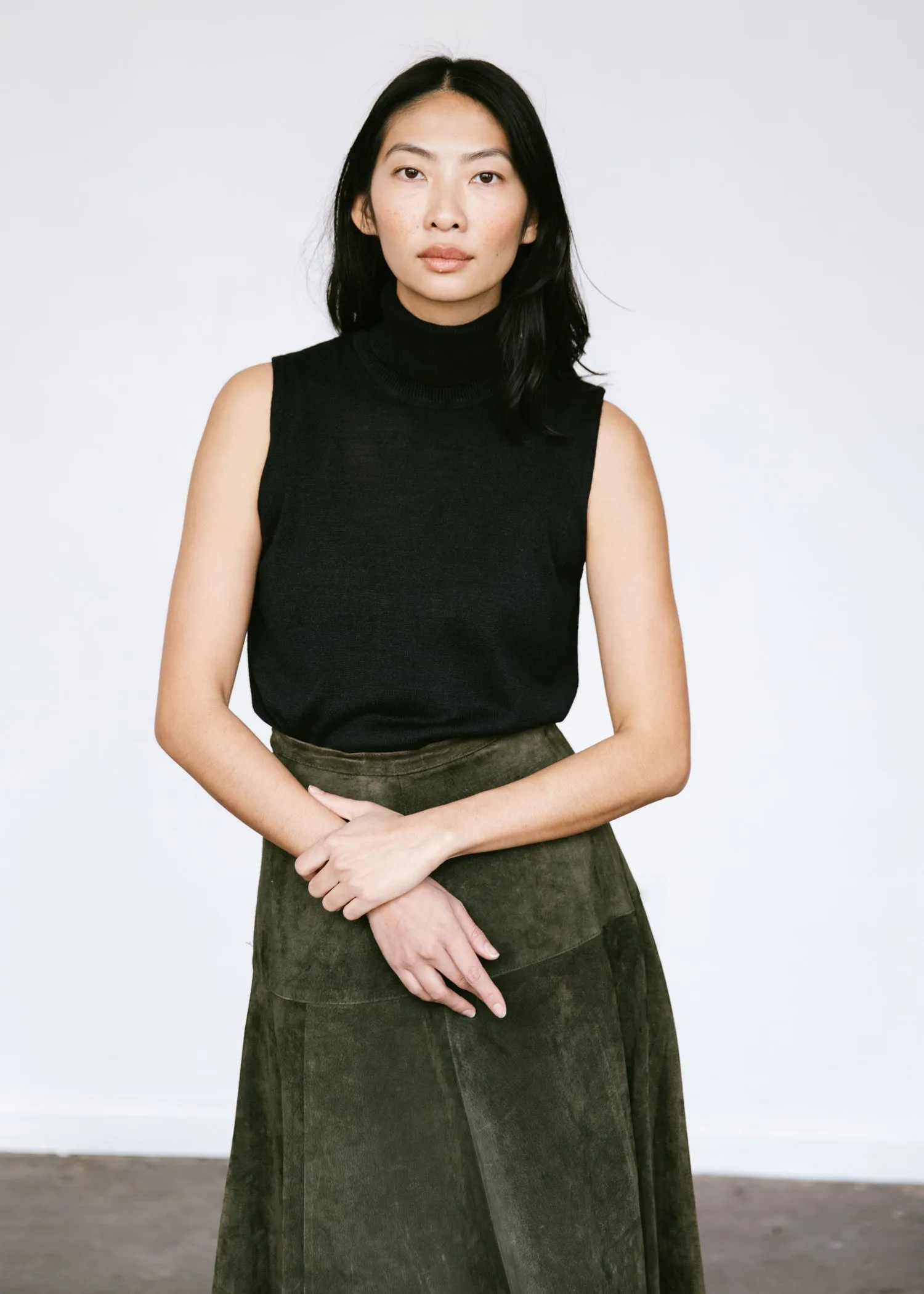 Vintage 1990s Suede Leather Midi Skirt in Moss Green